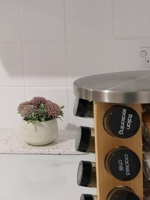 Simply Delightful Unit Close To Cbd And Beach Perth Ngoại thất bức ảnh